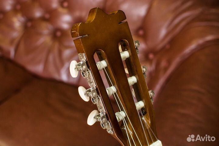 Классическая гитара Martinez 4/4 (Комплект)