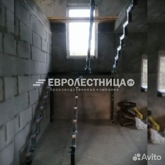 Лестница на второй этаж