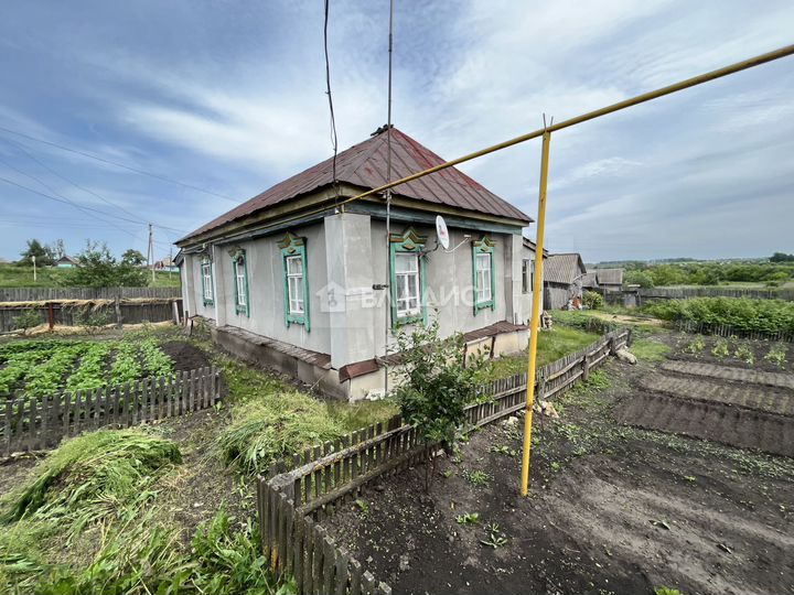 Дом 40 м² на участке 16 сот.