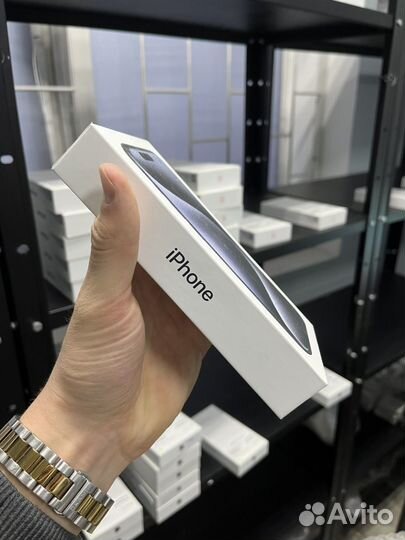 iPhone 15 Pro, 128 ГБ