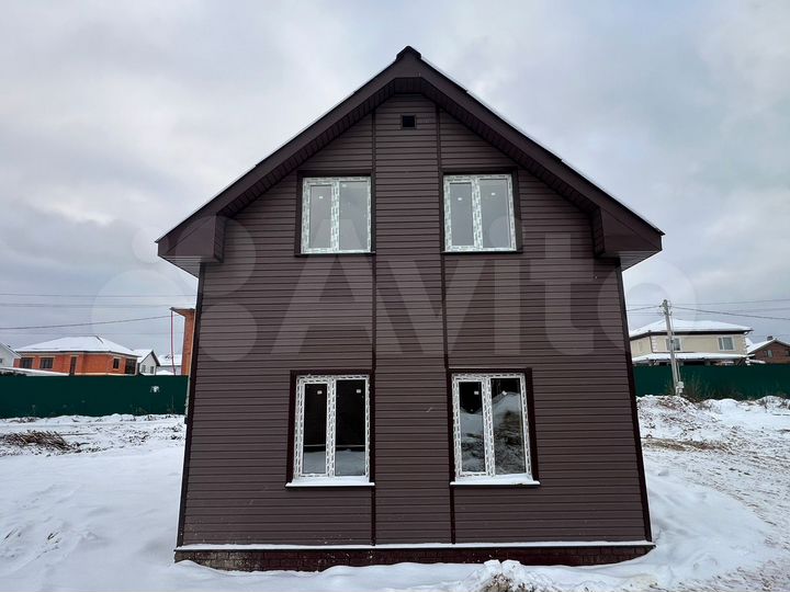 Дом 108 м² на участке 6 сот.