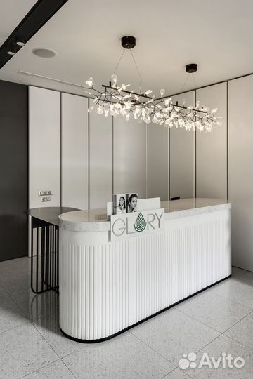 Ресепшен стойка для салона