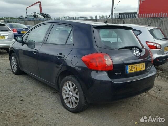 Разбор на запчасти Toyota Auris E15