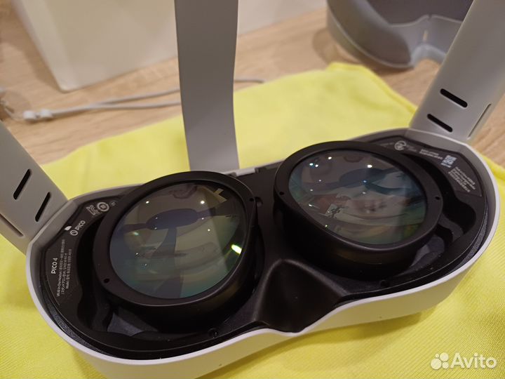 Очки Pico 4 128 гб Global