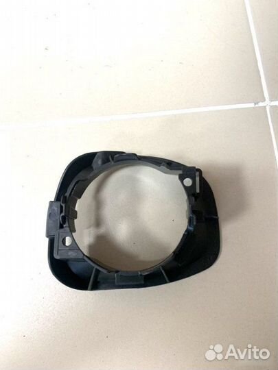 Кронштейн фары противотуманной Renault Sandero