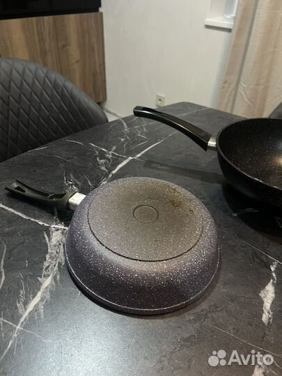 Сковорода каменная