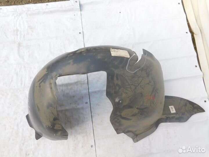 Подкрылок передний левый Volkswagen Touran 03-10