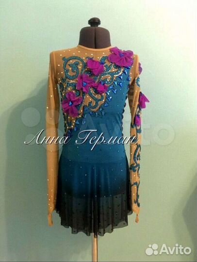 Платье для фигурного катания