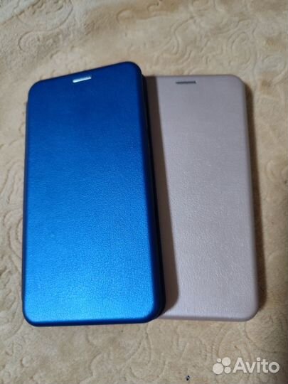 Чехлы на телефон