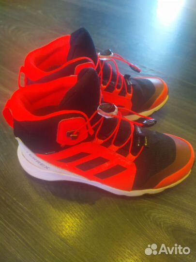 Ботинки adidas 35.5