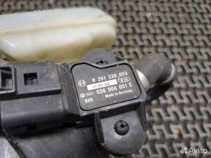 Цилиндр тормозной главный Audi A4 (B6), 2001