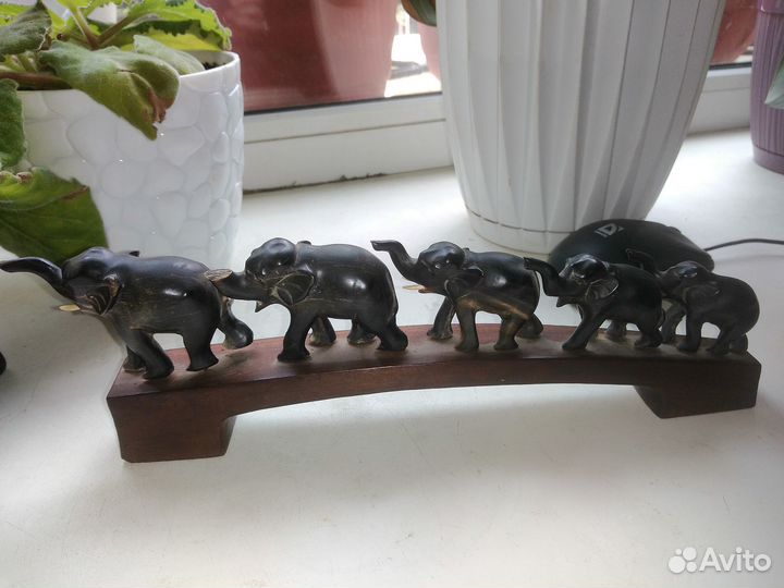 Статуэтка Слоны