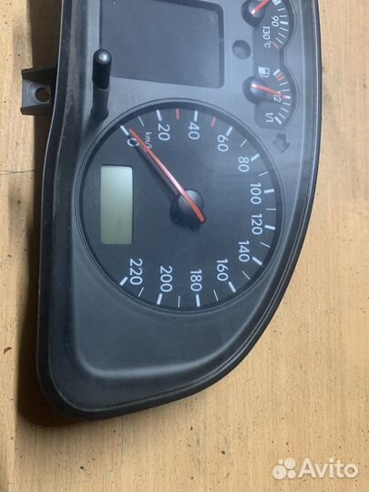 Панель приборов vw passat B5 1.9 DT