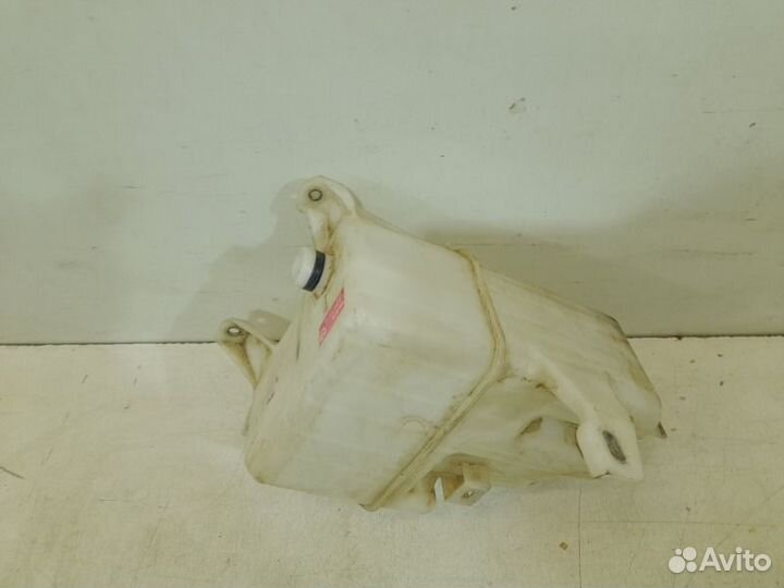 Бачок омывателя передний Lexus Rx 4 2016-2022