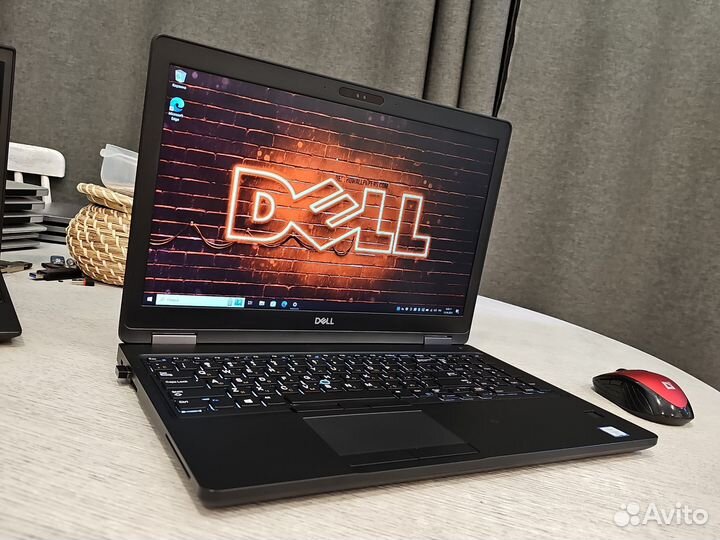 Dell 5590 IPS i7-8650 4.2Ghz/16Gb/256SSD M2 Чек