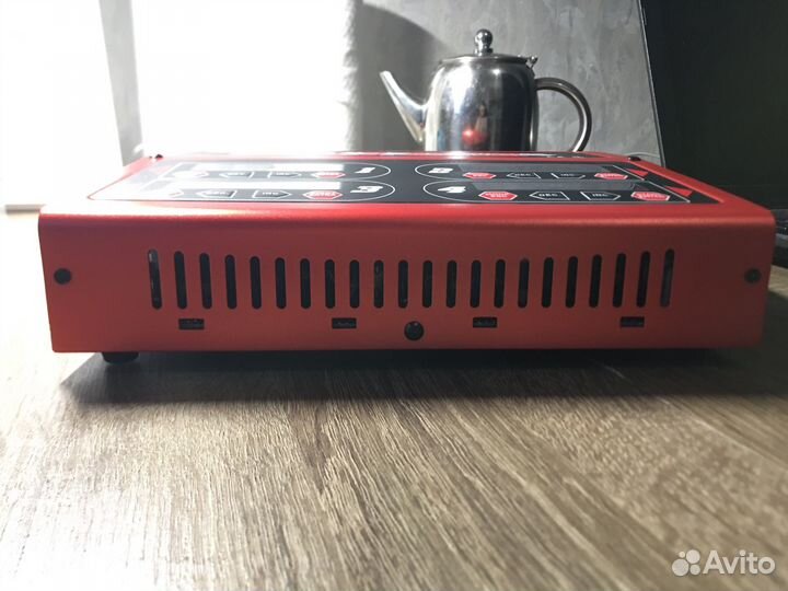 EV-Peak CQ3 400W 4-канальное зарядное устройство