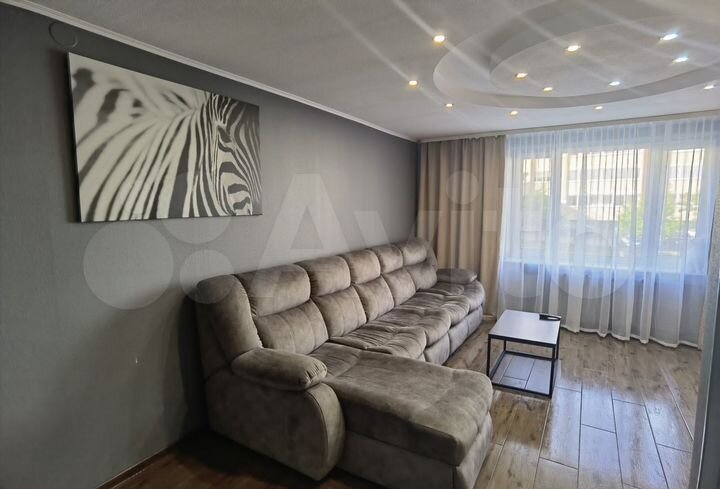 2-к. квартира, 58 м², 1/5 эт.