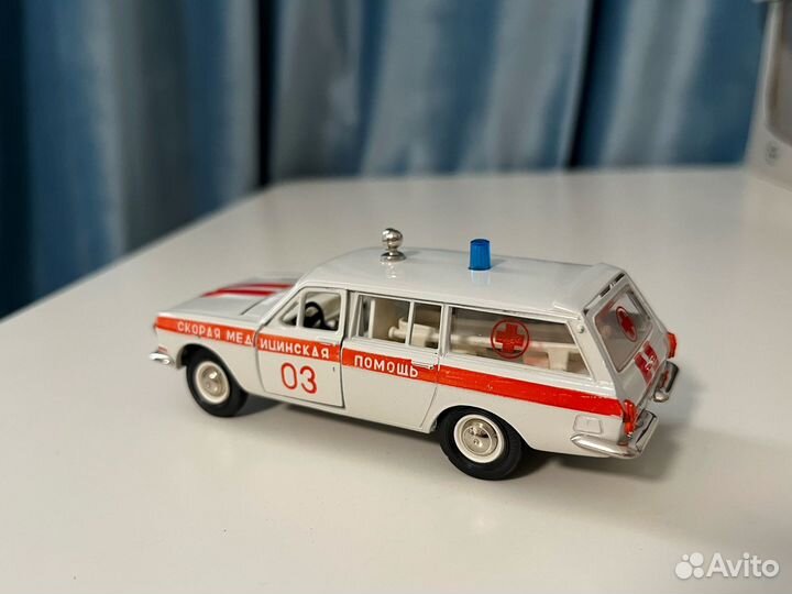 Советская модель волга газ 2402 скорая СССР