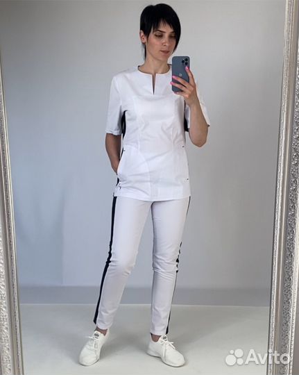 Медицинский костюм