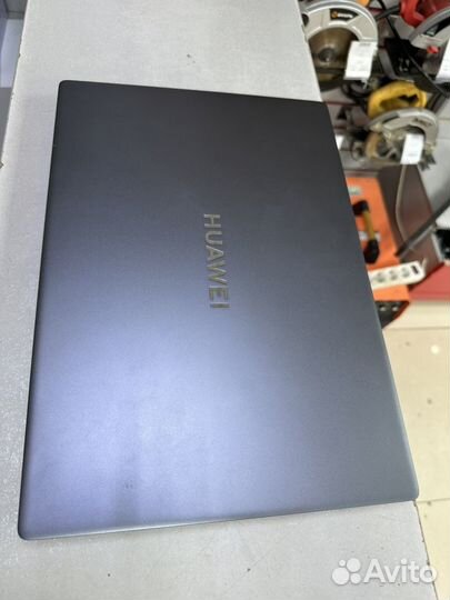 Ноутбук Huawei MateBook D16