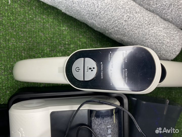 Пылесос моющий вертикальный Xiaomi Redkey W12