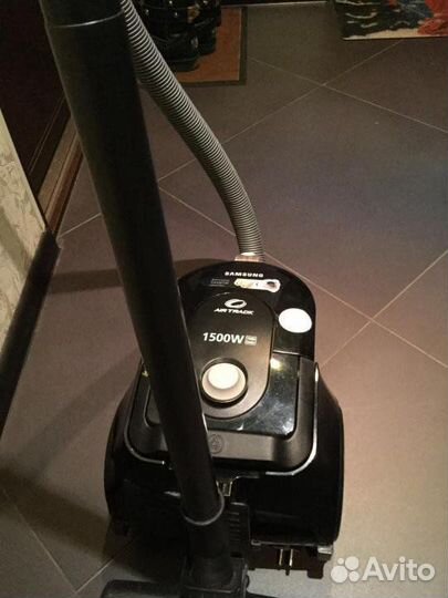 Пылесос Samsung AIR track 1500w