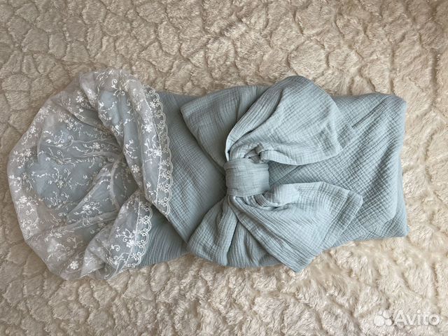 Конверт на выписку с костюмом