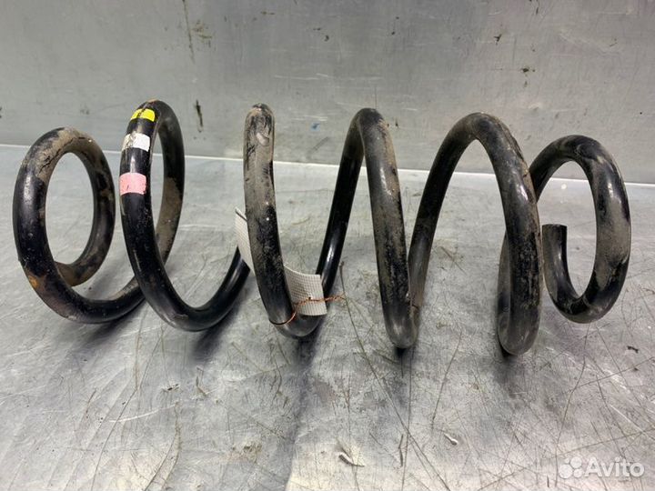 Пружина передняя Audi A4 B6 2000-2004 седан 1