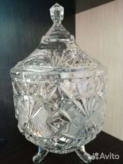 Конфетница хрустальная