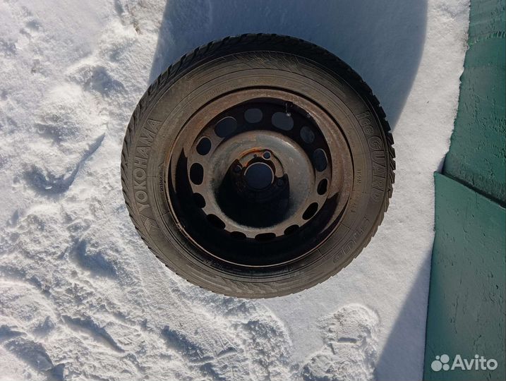 Yokohama IceGuard Stud IG65 195/65 R15