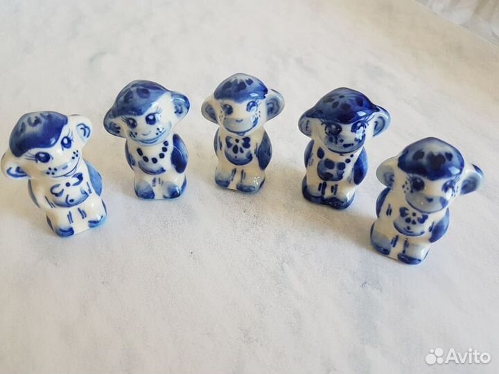 Фарфоровые статуэтки Гжель Обезьянки Сувениры