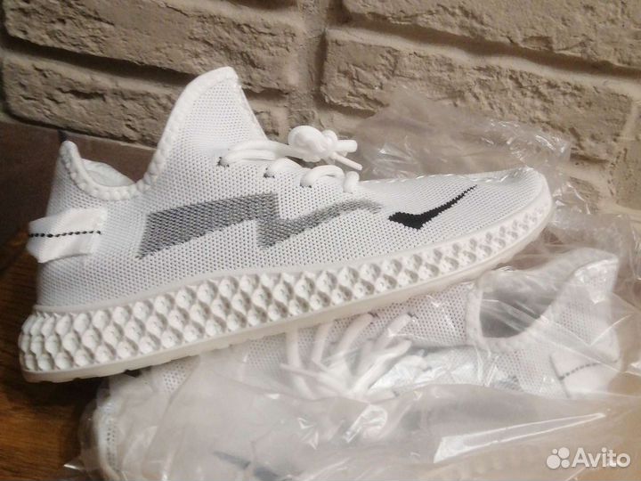 Кроссовки лёгкие 35-36-39