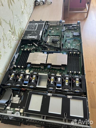 Сервер Dell R610 Intel X5680