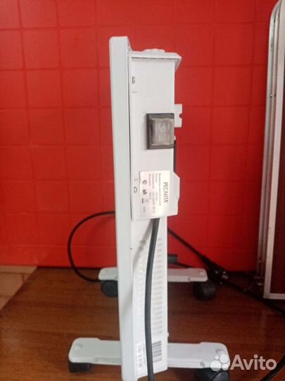 Обогреватель электрический напольный конвекторный