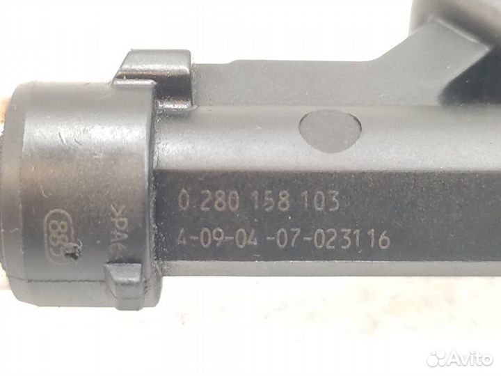 Форсунка топливная Mazda 3 BL 2009