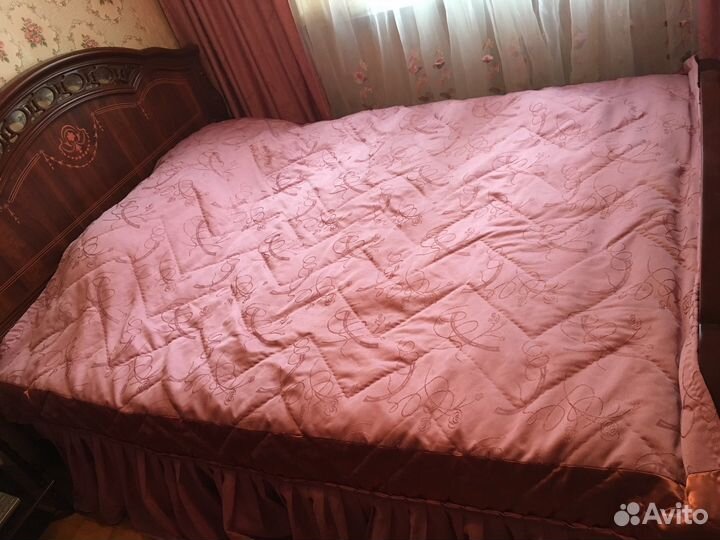 Покрывало на двухспальную кровать с 2 наволочками