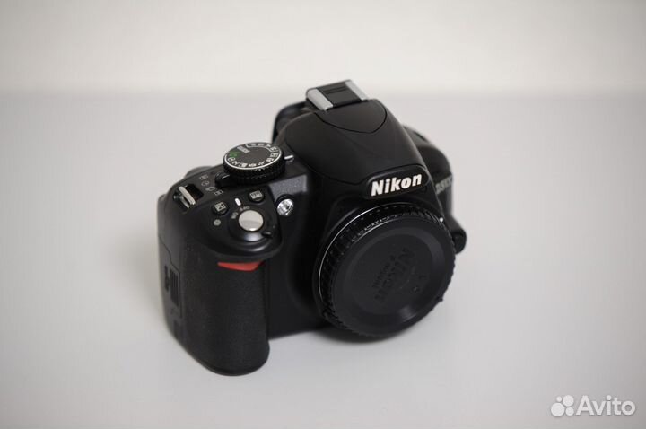Зеркальный фотоаппарат Nikon d3100