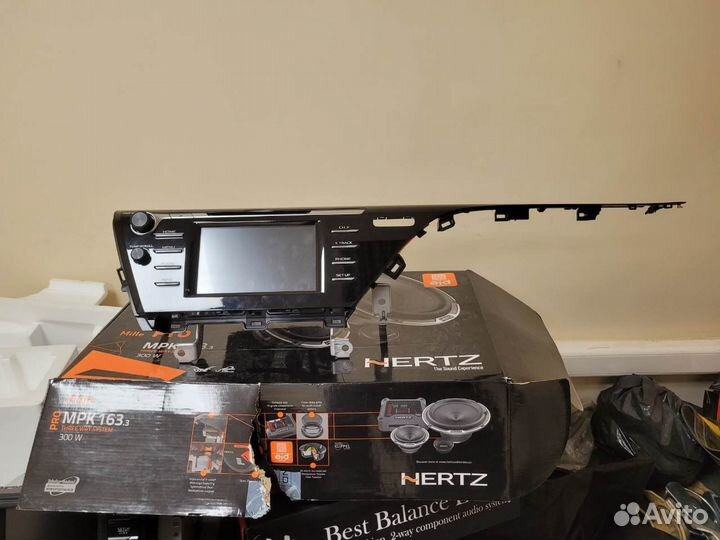 Магнитола Toyota Camry XV70