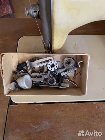 Швейная машинка бу