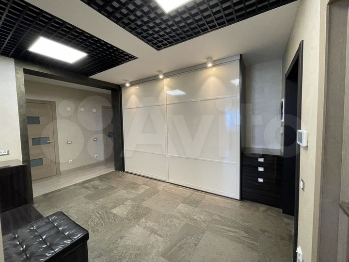 3-к. квартира, 93,3 м², 23/23 эт.