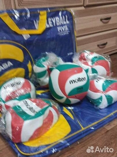 Волейбольный мяч molten V5M5000