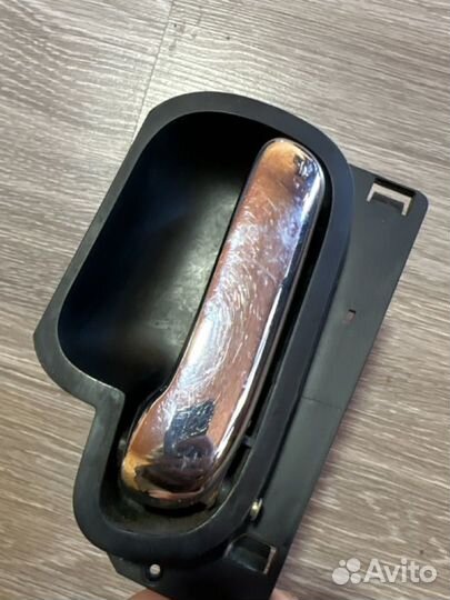 Ручка внутренняя передняя левая Lincoln Town Car 3