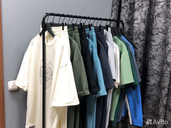 Склад мужской одежды и обуви