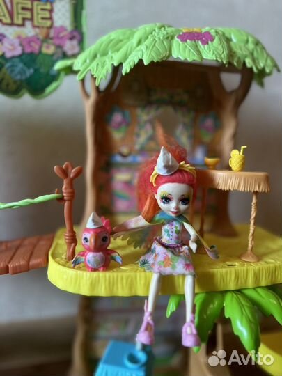 Кукольный домик enchantimals