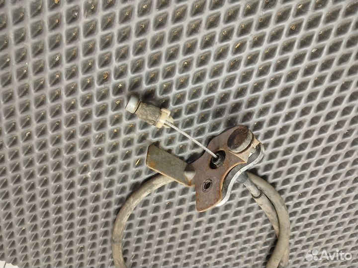 Трос газа Toyota Corolla AE100