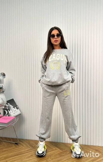 Спортивный костюм женский S.M.L