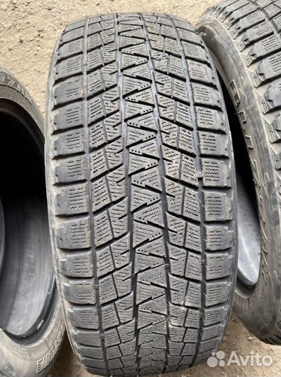 Bridgestone Blizzak DM-V1 235/55 R19