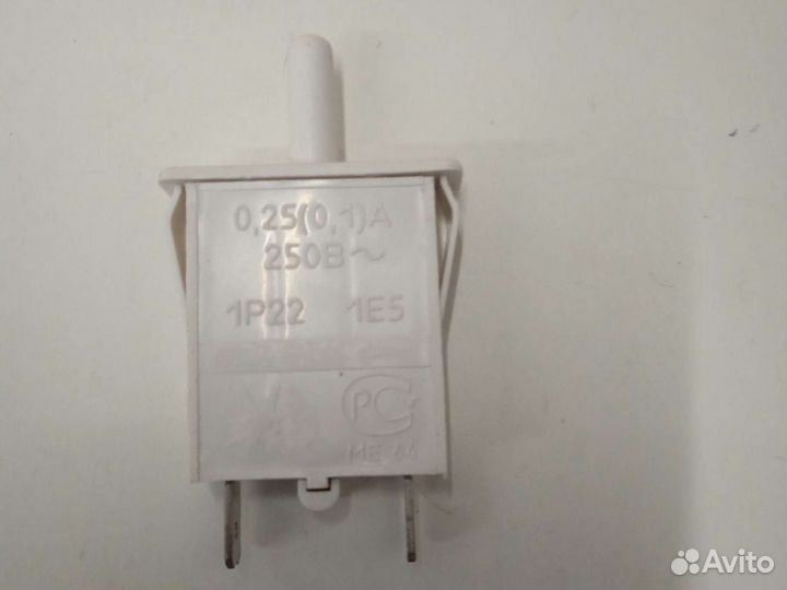 Кнопка выключения света холодильника