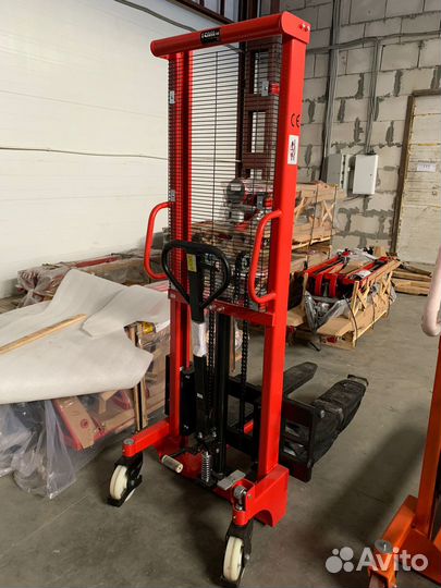 Штабелер ручной, гидравлический до 2т