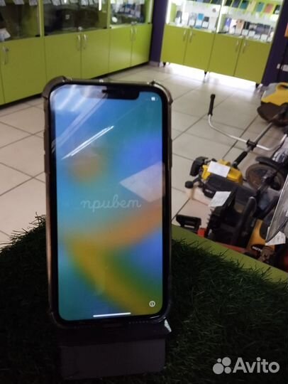 iPhone Xr, 64 ГБ